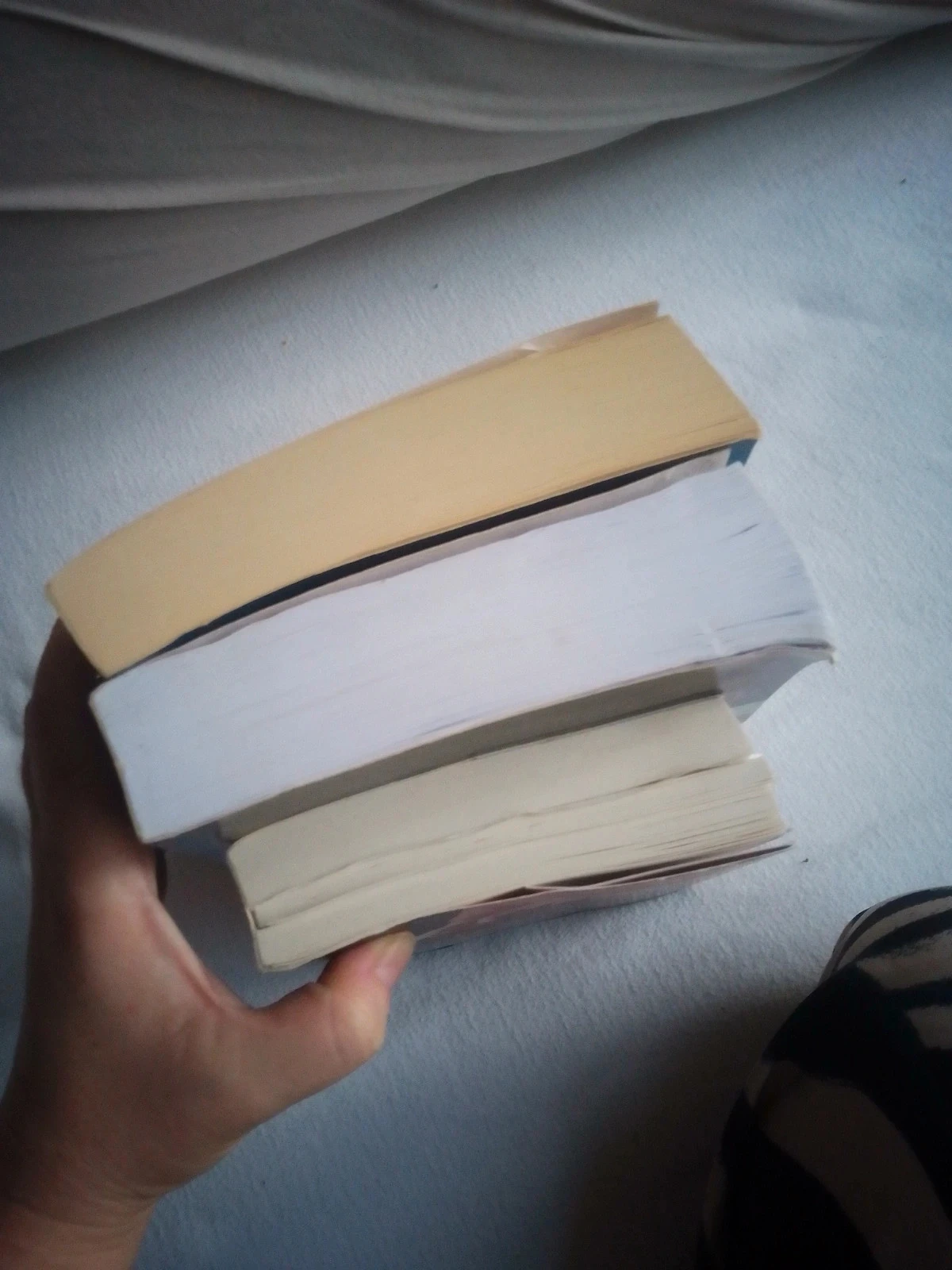 Set van 3 romans 💜. – photo 6